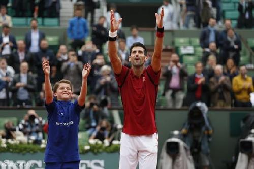 郑州版“比萨斜塔”倾斜40厘米CQ9电子游戏平台【文体艺苑】(图2)